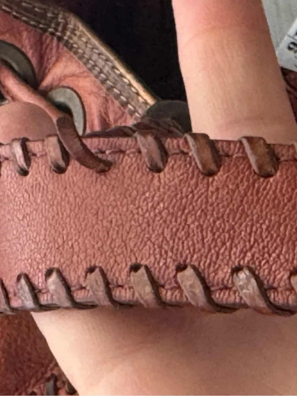 Isabella Fiore Whipstitch Leather Hobo Bag Boho Slouchy Brown Vintage